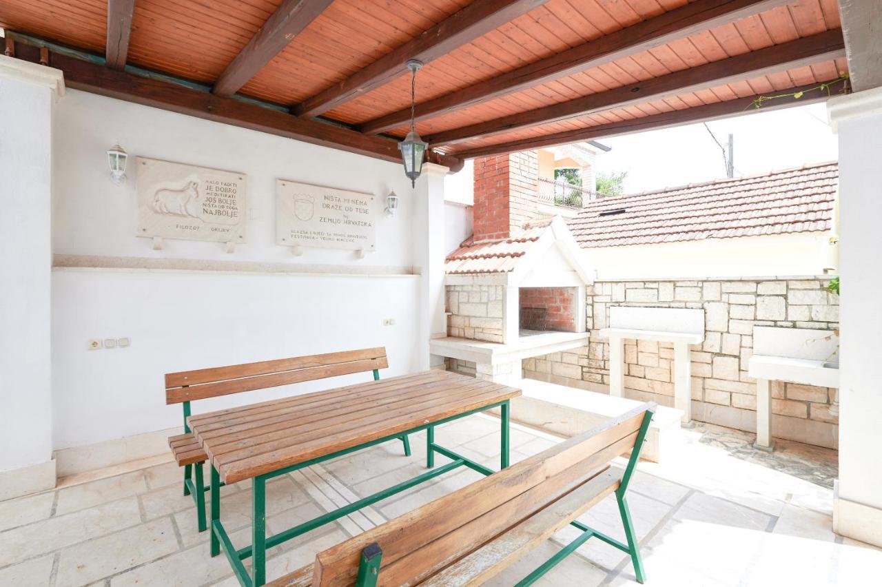 Vila Veljko أوكغوك غورنيي المظهر الخارجي الصورة